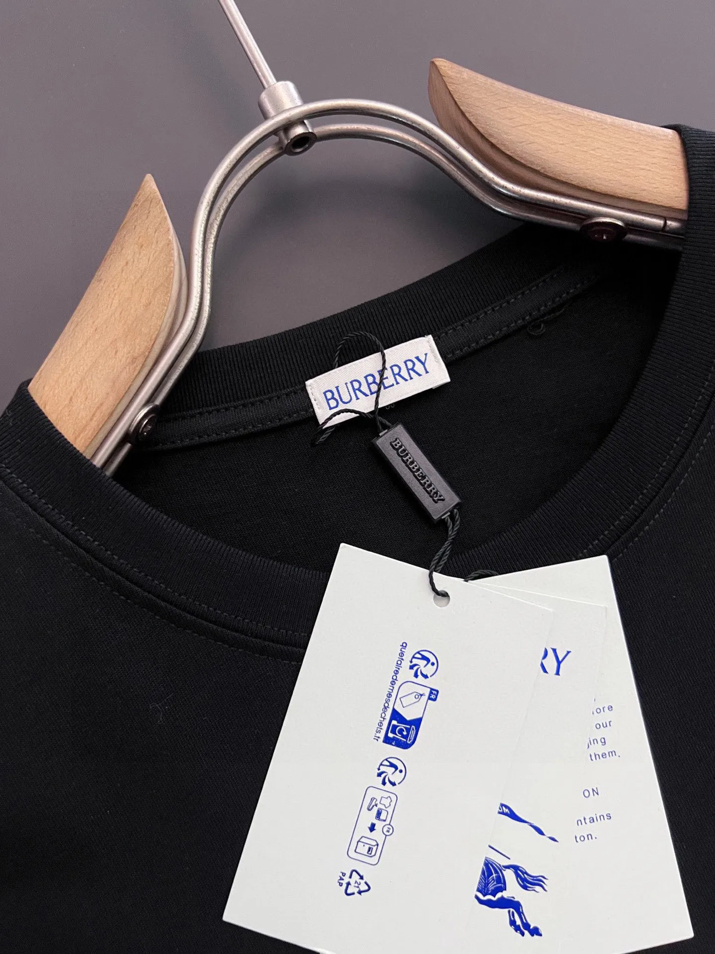 P90）25 Bur*🌟 Hot Sale*.】 280 ）Hot Sale In Stock Series ， ， Versatile ） ， ：White、Black、） M-3XL